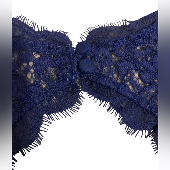 Adrianna Papell Open Back Lace Dress - Picture 4 of 9